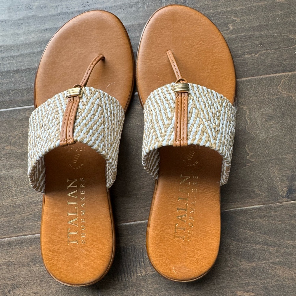 Italian Shoemakers Women's Brown and Cream Sandals